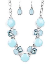  Paparazzi: Glimpses of Malibu